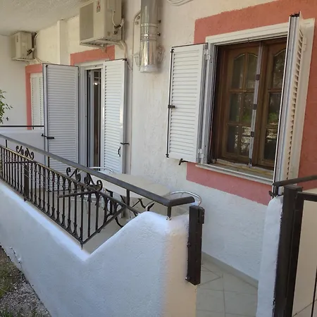 Kapandriti Pensjonat